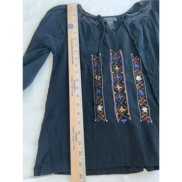 First vision top women’s size medium black embroidered cotton flare sleeves VTG - Picture 8 of 8